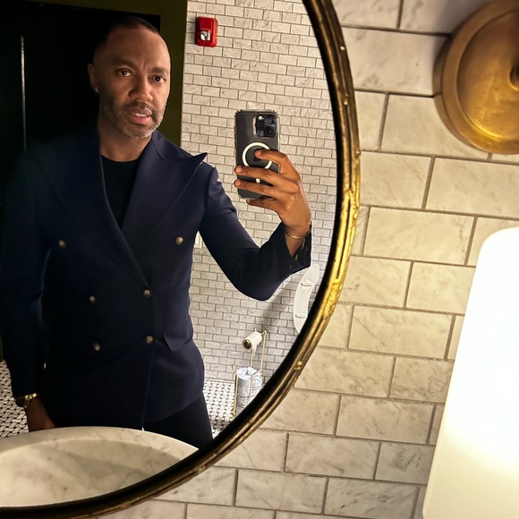 Meet your Posher, Craig - Picture 3 of 12